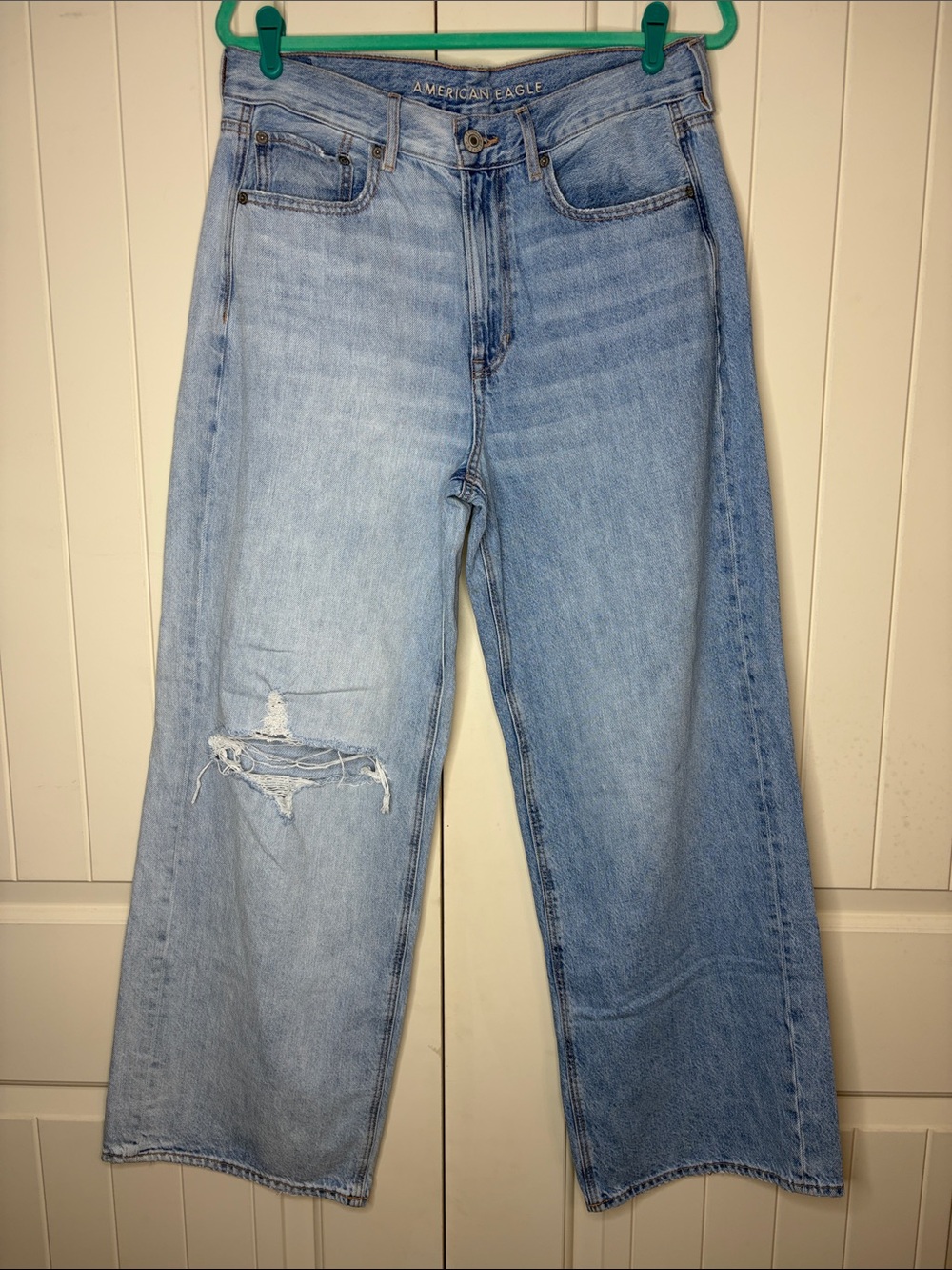 American Eagle Outfitters Skater Two Toned Wide-Leg Distressed Jeans 12 - Picture 5 of 13